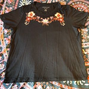 American Eagle Floral Embroidered Soft & Sexy Tee